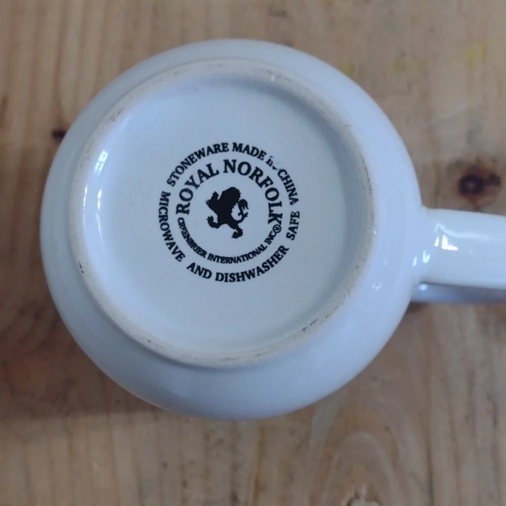 Royal Norfolk Stoneware Live Laugh Love Coffee Mug